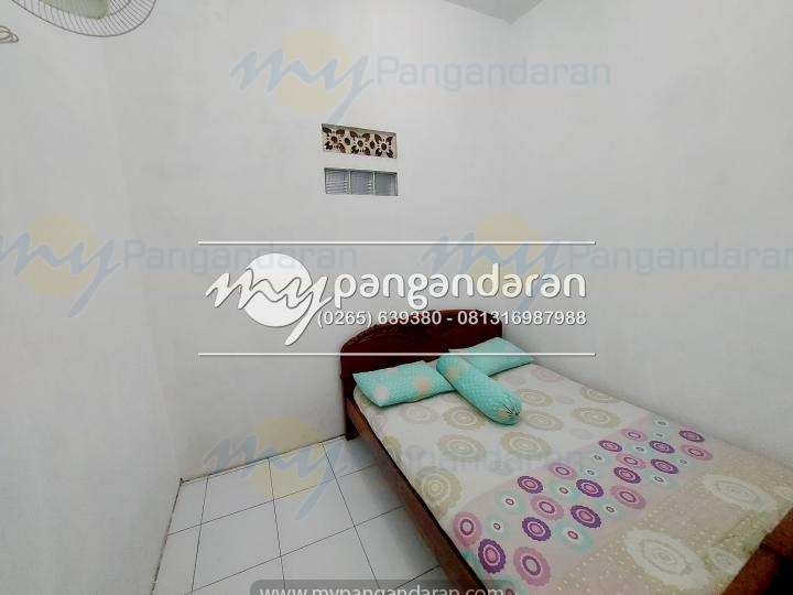  Tampilan Kamar Tidur Rumah Paimin Pangandaran	<br />
